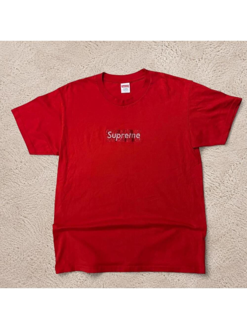Beautiful authentic Supreme x Swarovski rhinestone box logo tee.